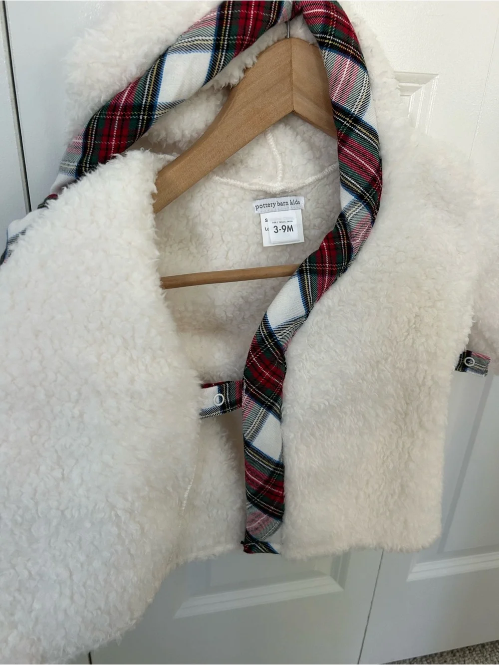 Pottery Barn Kids excellent